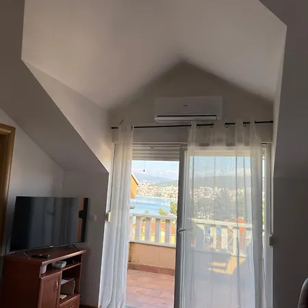 Ciovo Apartamento *